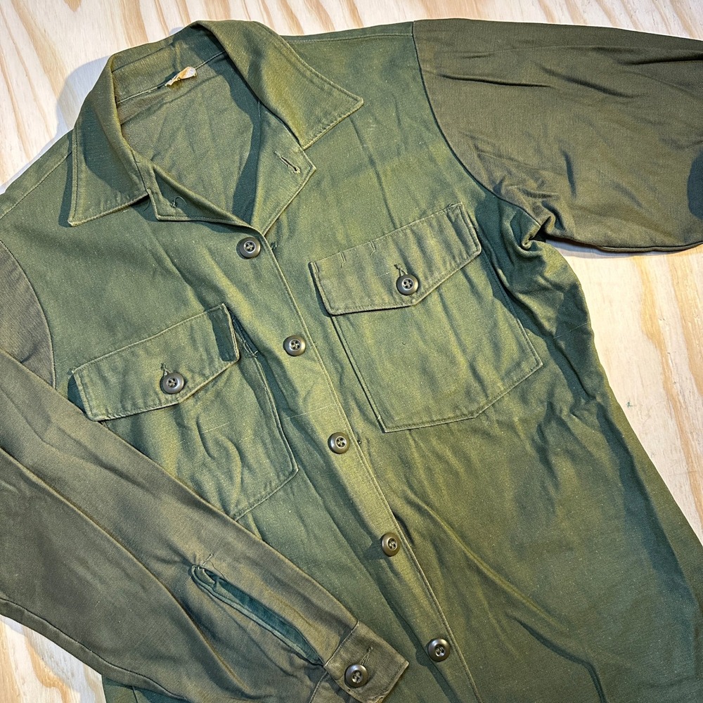 US Army Mens Vintage Vietnam War OG-107 Cotton Sateen Fatigue Shirt Size 15.5x33